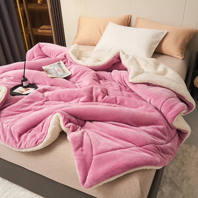 Double-Layer Fleece Blanket