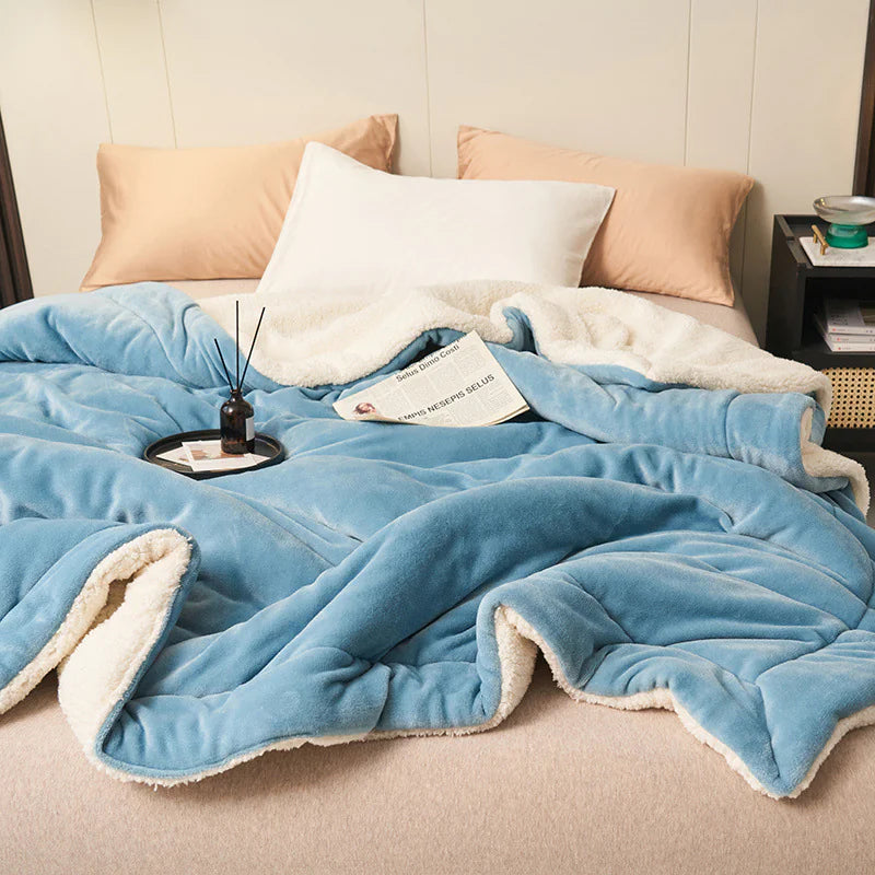 Double-Layer Fleece Blanket