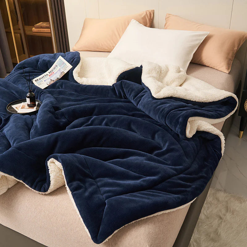 Double-Layer Fleece Blanket