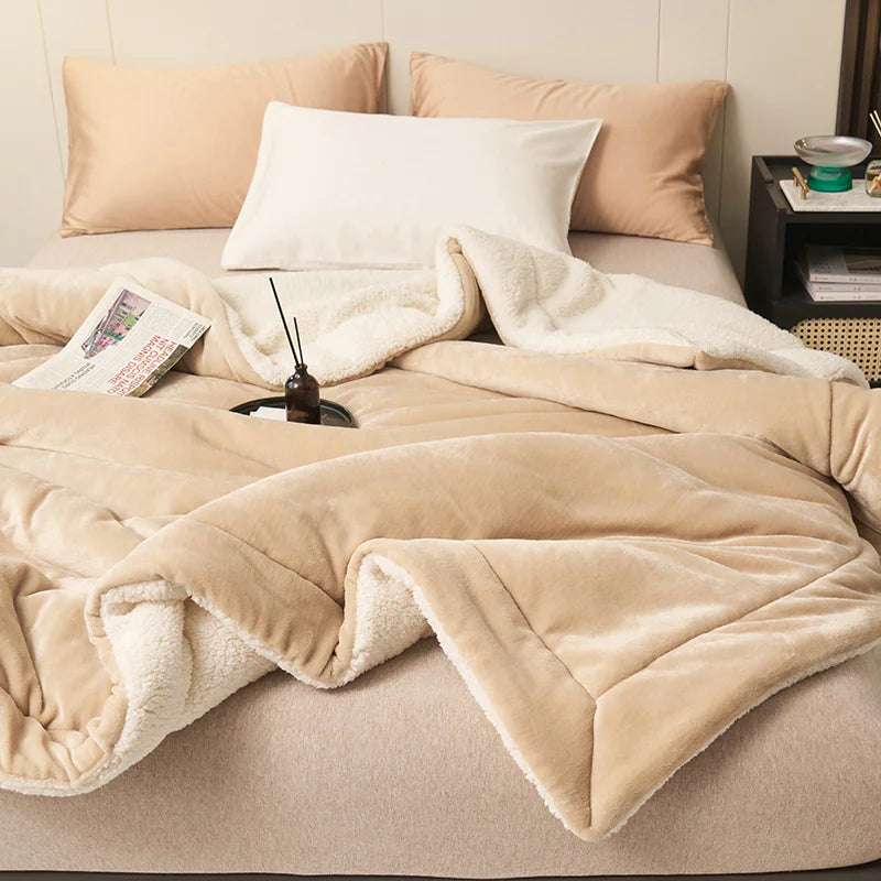 Double-Layer Fleece Blanket