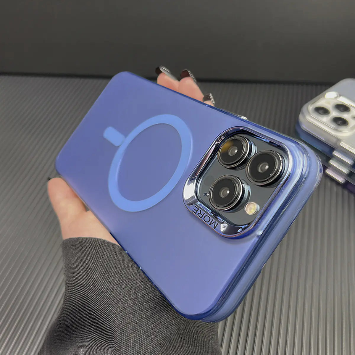 Matte Silver Magnetic Suction Case