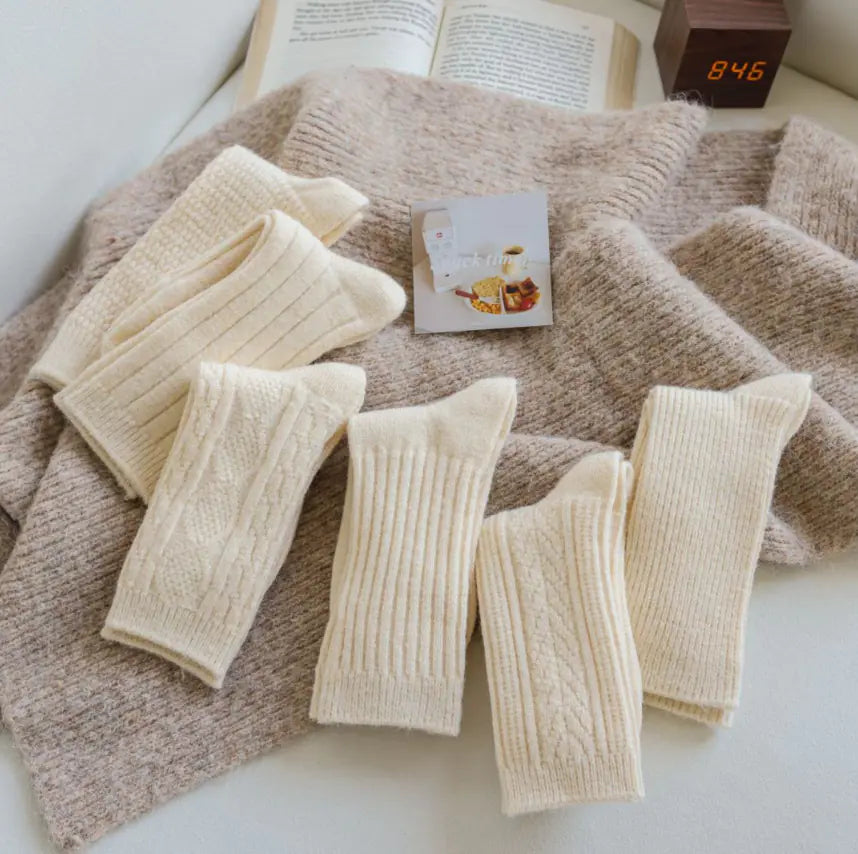 Cozy White Wool Socks – Thick, Warm & Mid-Calf for Women
