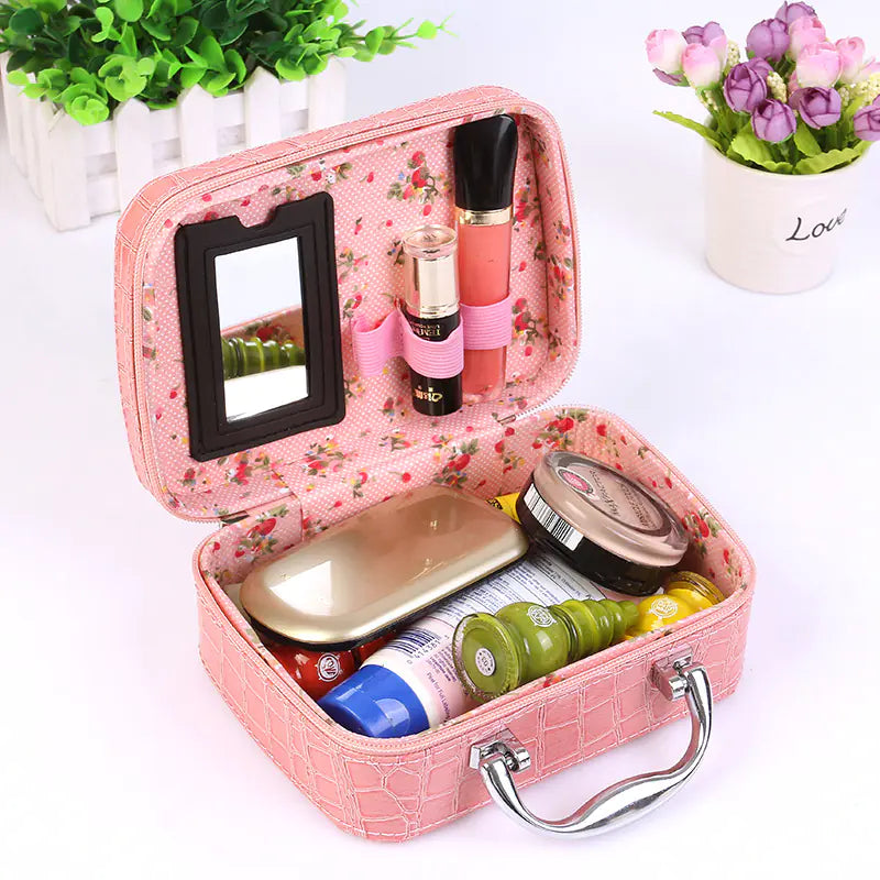 Cozy Carry Waterproof Makeup Organizer
